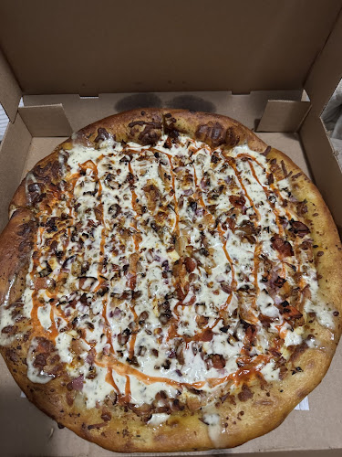 Famo Pizza And Wings