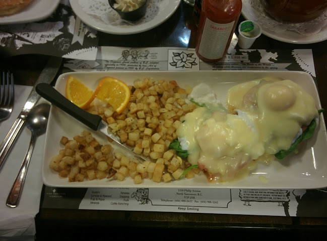 Tomahawk Restaurant - Hospitality and gastronomy