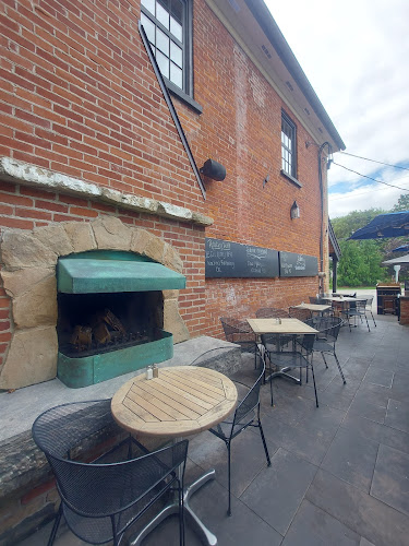 Opinii despre Copper Kettle Pub în Halton Hills - Hospitality and gastronomy