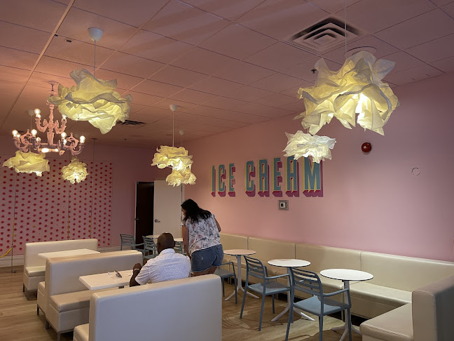 Opinii despre Duckies Dairy Bar în Oakville - Hospitality and gastronomy