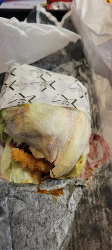 Comentarii opinii despre Carl’s Jr.