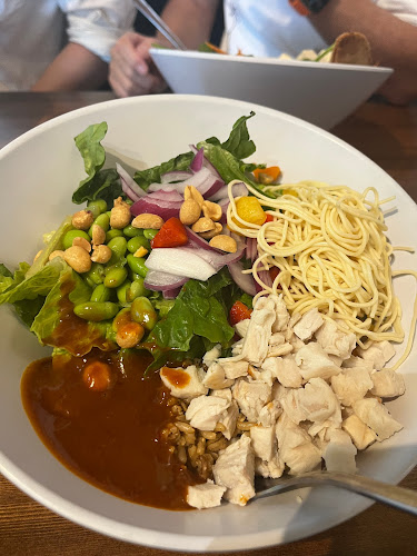 Opinii despre Chopped Leaf în St. Catharines - Hospitality and gastronomy