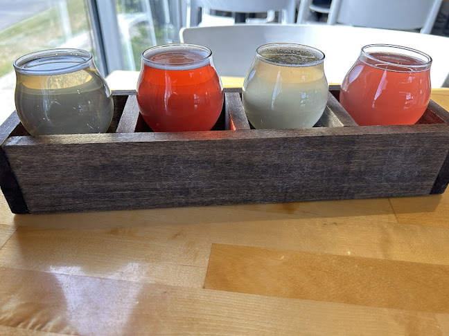 3300 14 Ave NE #1, Calgary, AB T2A 6J4