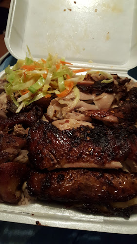 Opinii despre On The Beach Caribbean Restaurant în Pickering - Hospitality and gastronomy