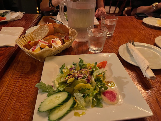 430 College St, Toronto, ON M5T 1T3