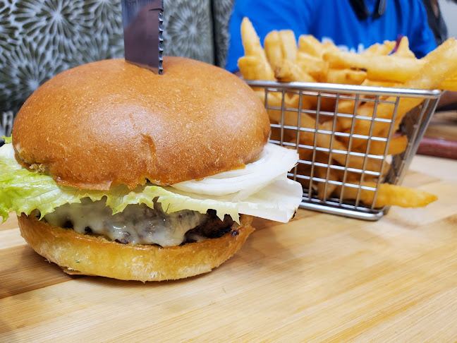 Comentarii opinii despre Mezban Restaurant and Catering