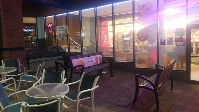 6455 Fallsview Blvd, Niagara Falls, ON L2G 3V9