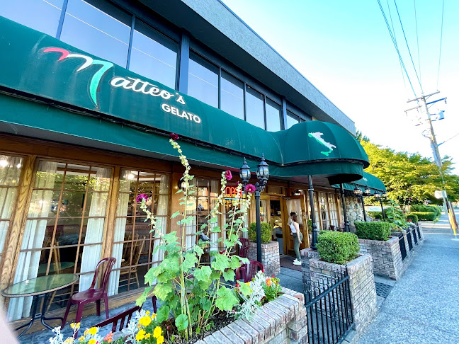 2615 Mary Hill Rd, Port Coquitlam, BC V3C 3A9