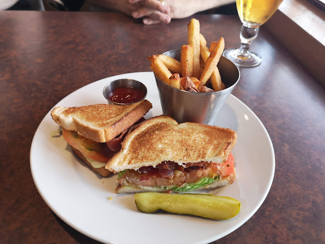 The Derby Bar and Grill