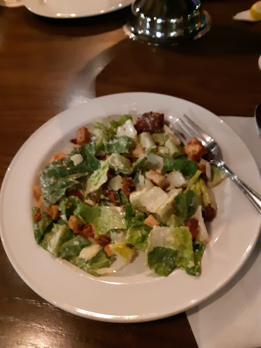 2750 Iris St, Ottawa, ON K2C 3C9