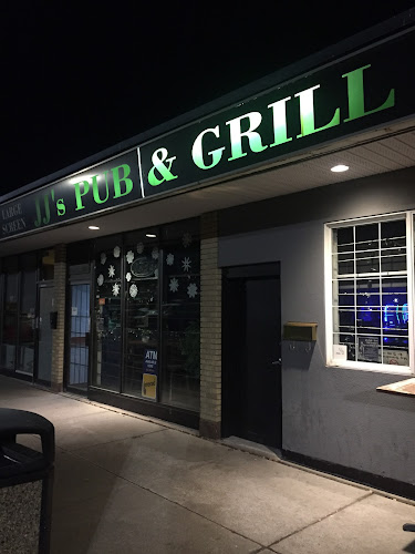 2 Spruce Center Southwest, Calgary, AB T3C 3B7