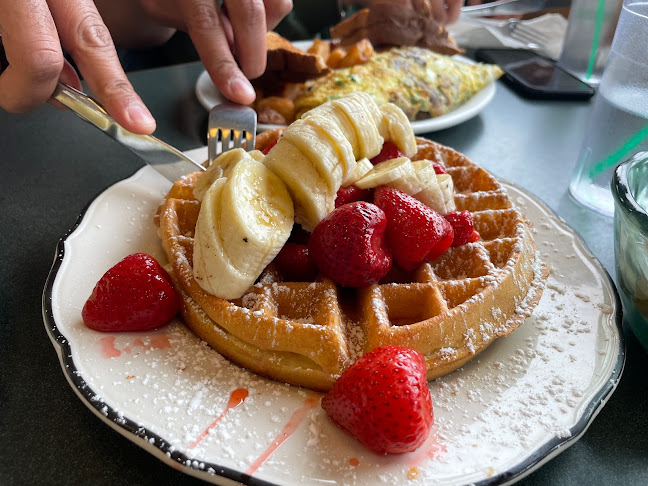 Continental Pancake House & Family Restaurant