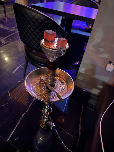 372 Yonge St 2nd Floor, Toronto, ON M5B 1S6