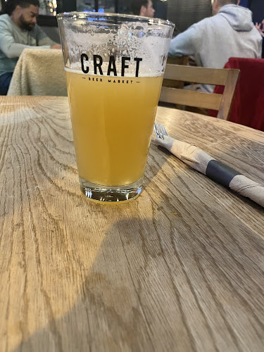 1 Adelaide St E, Toronto, ON M5C 2V9