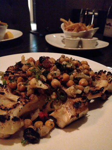 15 Huntmar Dr, Ottawa, ON K2S 0P6