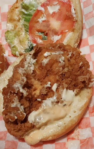 Comentarii opinii despre Broast Chicken and Waffles