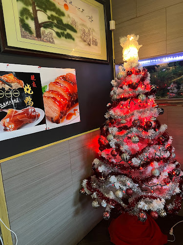 3301 50 Ave, Red Deer, AB T4N 3Y2