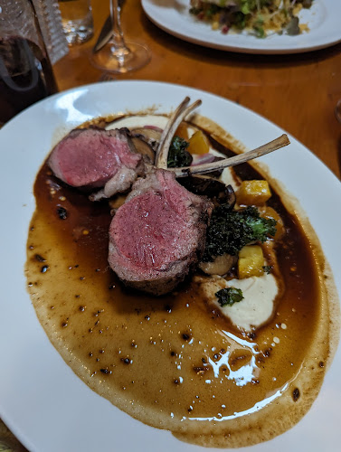 Chez Piggy Restaurant & Bar - Hospitality and gastronomy