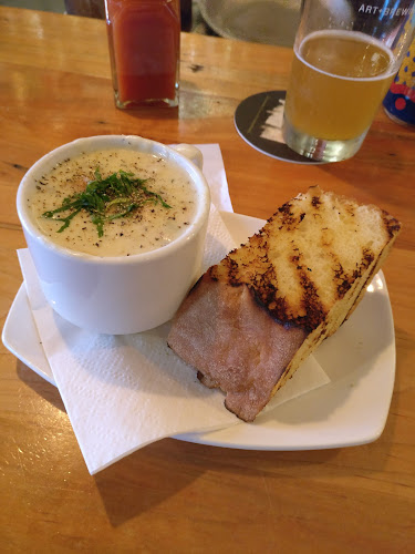 3491 Portage Rd, Niagara Falls, ON L2J 2K5