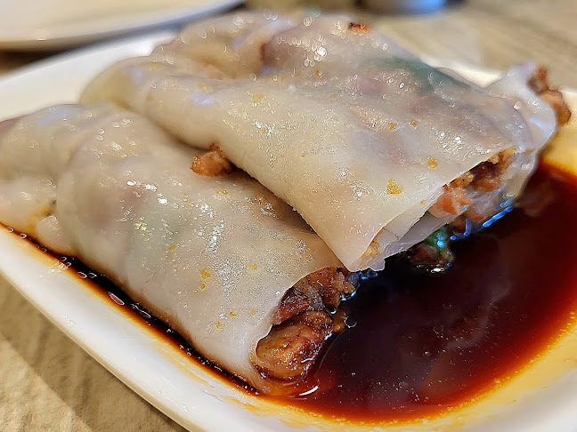 U & Me (Centre St. SW)