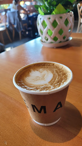 Comentarii opinii despre Crema Cafe Bar