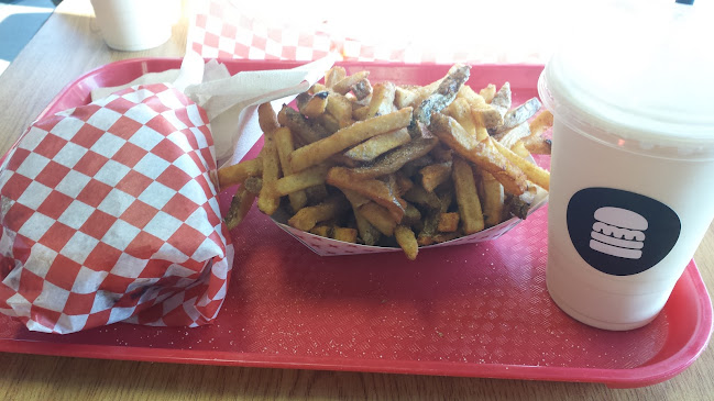 Stackburger - Hospitality and gastronomy