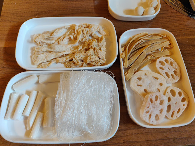 Comentarii opinii despre Potzone Hot Pot 水城火鍋