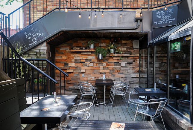 The Tilted Dog Pub & Kitchen