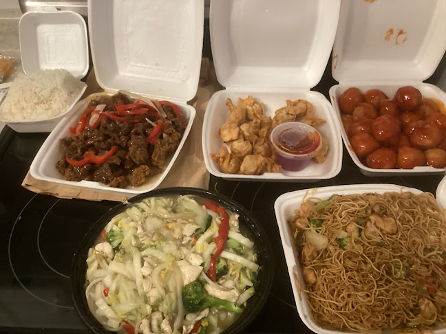 Linn Chau Restaurant - Hospitality and gastronomy