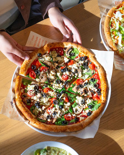 Prestopie Pizzeria - Hospitality and gastronomy