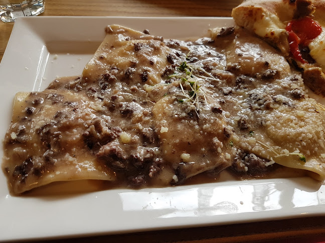 La Cucina Pizzeria Kitchener - Kitchener