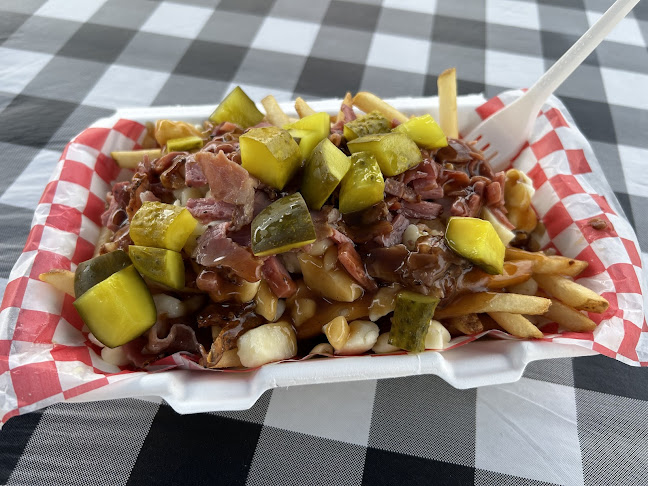 Opinii despre JP'Eats Firehouse Kitchen & Grill Ltd în Parksville - Hospitality and gastronomy