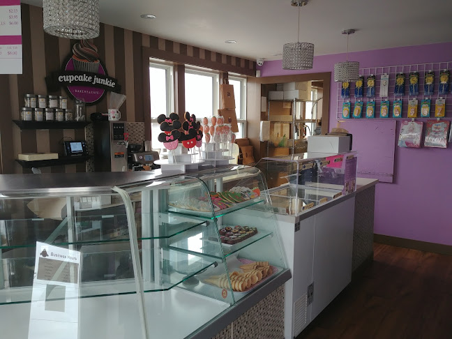 Cupcake Junkie Dessert Bakery Whitby - Whitby