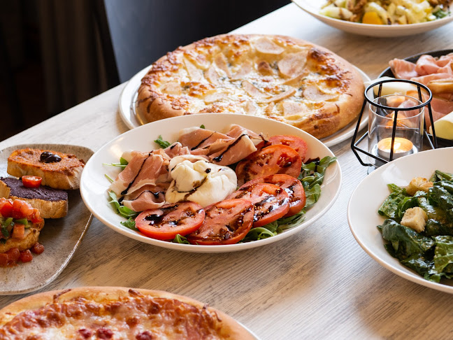 Toto Pizza - Calgary