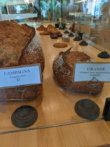 2335 Clarke St, Port Moody, BC V3H 1Y9