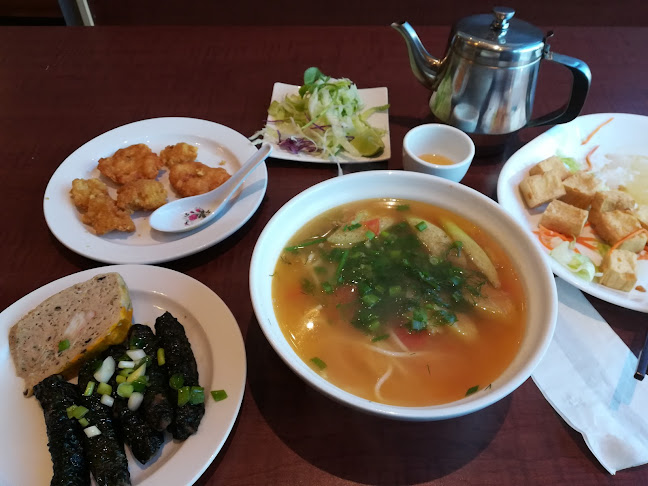 Pho Friendly 18 - Hospitality and gastronomy