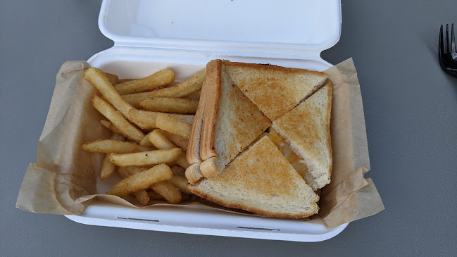 Comentarii opinii despre Runway Café