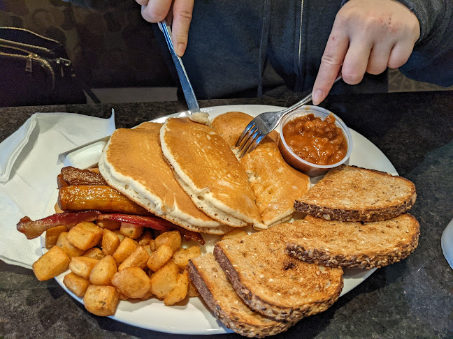 Angel's Family Restaurant - Hospitality and gastronomy