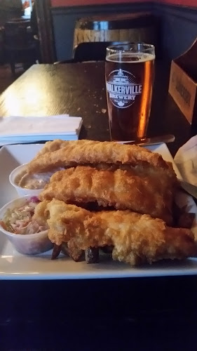 1880 Wyandotte St E, Windsor, ON N8Y 1E3