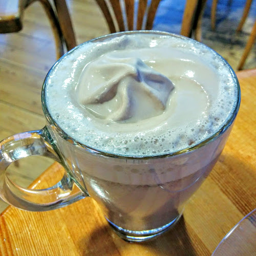 Blue Parrot - Hospitality and gastronomy