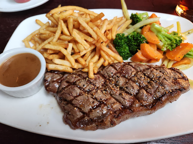 Comentarii opinii despre Bâton Rouge Grillhouse & Bar