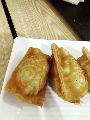 6916 Number 3 Rd, Richmond, BC V6Y 0L5