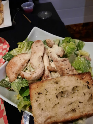 Pinewood Tap & Grill - Hospitality and gastronomy