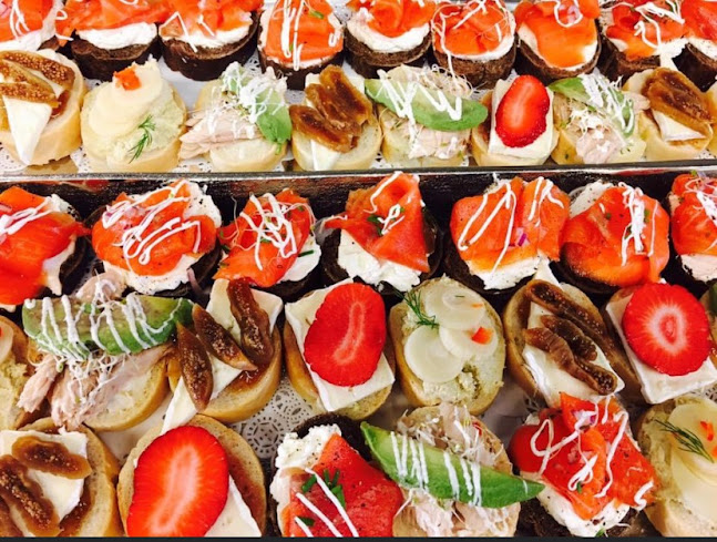 55 Glen Cameron Rd unit 19 & 21, Thornhill, ON L3T 1P2