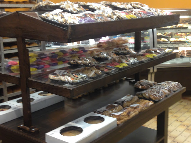 Bun King Bakery - Hospitality and gastronomy