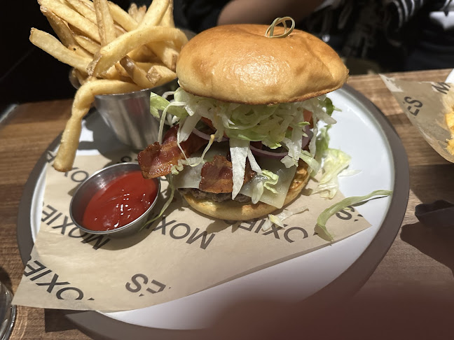 300 Borough Dr, Scarborough, ON M1P 4P5