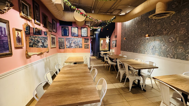 Comentarii opinii despre Quelque Chose