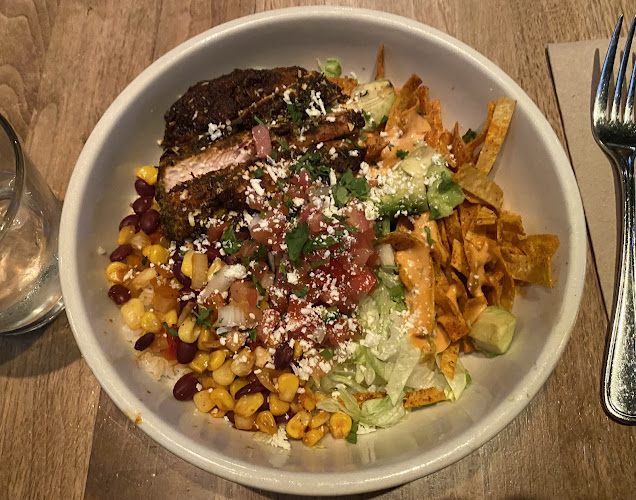 Comentarii opinii despre Browns Socialhouse Lethbridge West