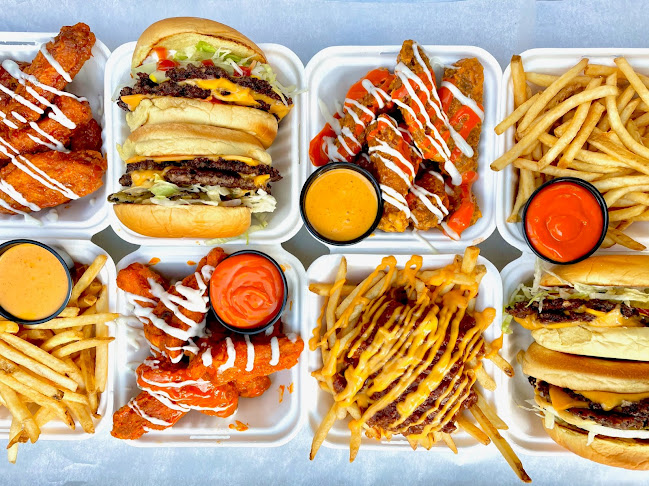 Opinii despre Cabano's Cheeseburgers în Toronto - Hospitality and gastronomy