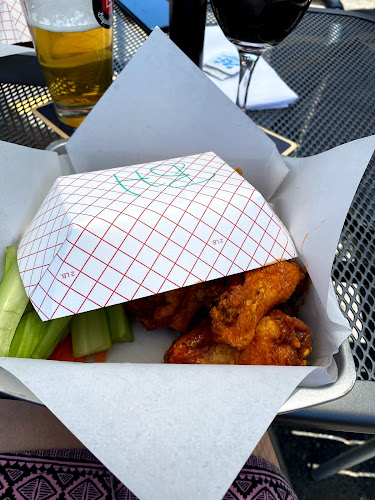 Kim's Wooden Nicol - Hospitality and gastronomy